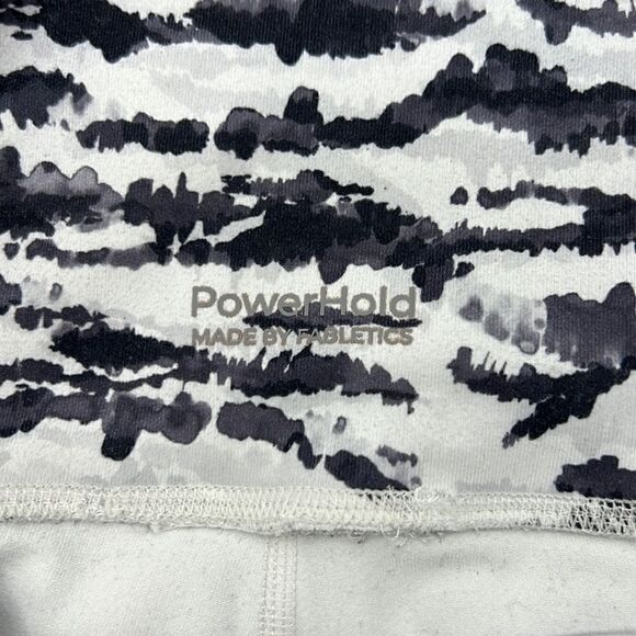 Fabletics small black and white abstract print 7/8 leggings - Picture 5 of 6